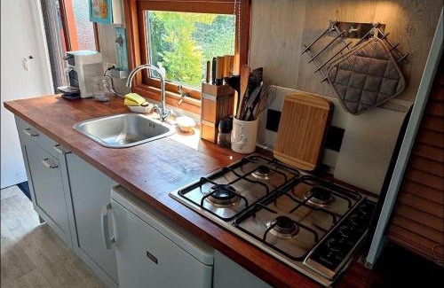Onderdijk Apartment | Mobilheim für 3 Personen 1 Kind ca 38 qm in Wervershoof, Nordholland Ijsselmeer