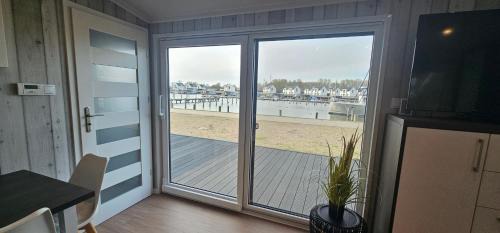 Peenemuende House | Mobilheim Marine Glück im Yachthafen Peenemünde