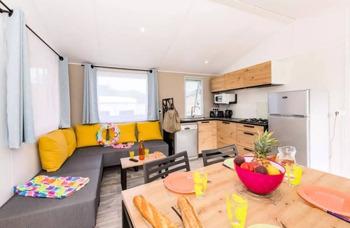 Asserac House | Mobilheim Premium Meerblick 3 Zimmer 4 Personen + TV
