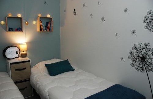 Les Mathes House | Mobilhome 2ch climatisé-terrasse fermée-4 vélos-camping 4 étoiles Les Charmettes