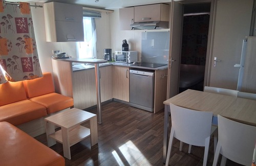 Puget-sur-Argens House | Mobilhome, air-conditioned in 5 🌟 campsite, puget sur argens