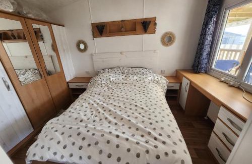 Equihen-Plage Ski Chalet | MOBILHOME camping LA FALAISE