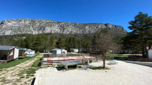 Saint-Auban Other | Mobilhome comfort à la montagne