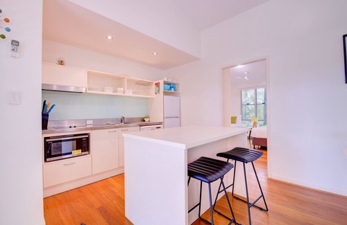 Boomerang Beach Apartment | Mobys Beachside Retreat