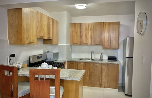 Santiago de los Caballeros House | Modern APT Newly Furnished with wifi/pool/gym!