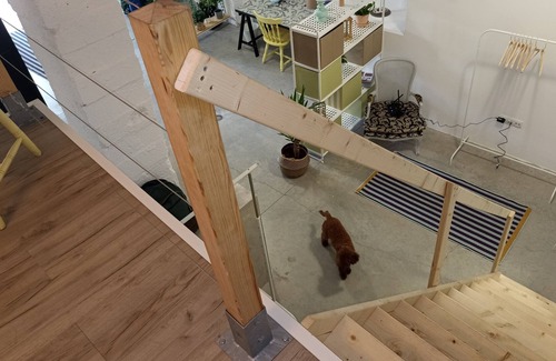 Marzagan Apartment | Modern loft perfectly connected, minutes away from the city.