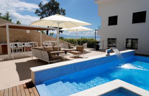 Icici Apartment | MODENA MARIS-heated pool-grill-relax-jacuzzi apartments