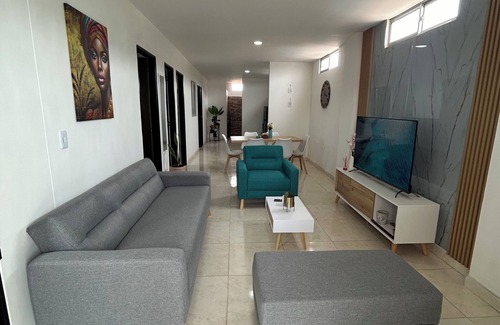 Los Patios Apartment | Moderdo Apt 3 Bedrooms with WIFI in the courtyards Cúcuta