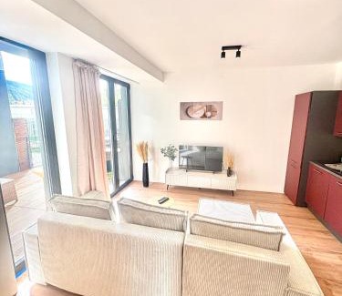 Banska Bystrica Apartment | Moderný apartmán so súkromnou terasou v centre mesta