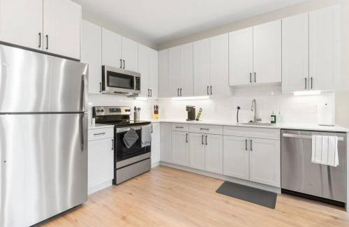 Northern Liberties Apartment | Modern 1-BD - Pier Views - Near Old City