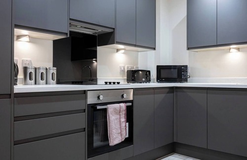 Everton Apartment | Modern 1 Bed Apartment in Liverpool w Balcony