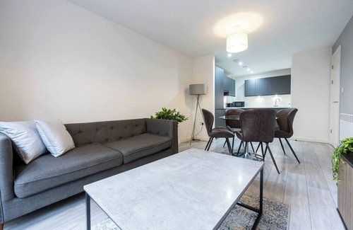 Everton Apartment | Modern 1 Bed Apartment in Liverpool w Balcony