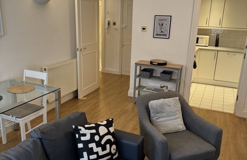 Shoreditch Apartment | Modern 1 Bed Flat, Liverpool Street