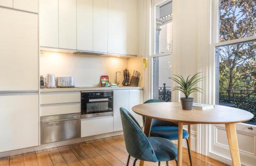 Glebe Apartment | Modern 1-Bed Studio near Tramsheds