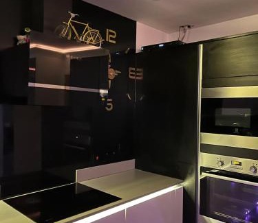 Moffat Apartment | Modern 1 bedroom in Battersea