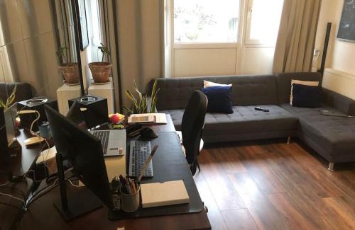 St. George's Apartment | Modern 1 bedroom near Camden