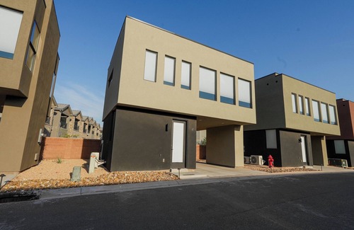 Ivins Villa | Modern 1-bedroom villa in Ivins with WiFi, AC, with access to Pool and hot tub