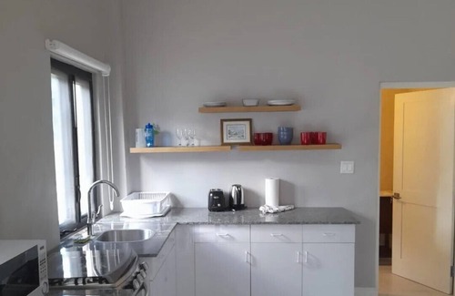 Oracabessa Cottage | Modern 1 Bedroom with pool next to Goldeneye