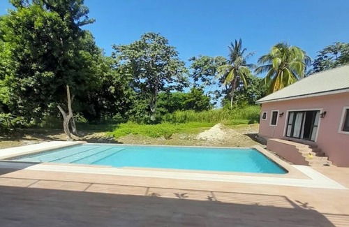 Oracabessa Cottage | Modern 1 Bedroom with pool next to Goldeneye