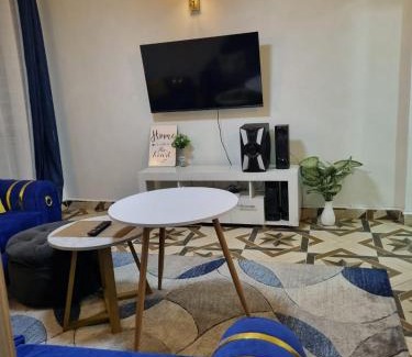 Nairobi Apartment | Modern 1 bedroom with free parking