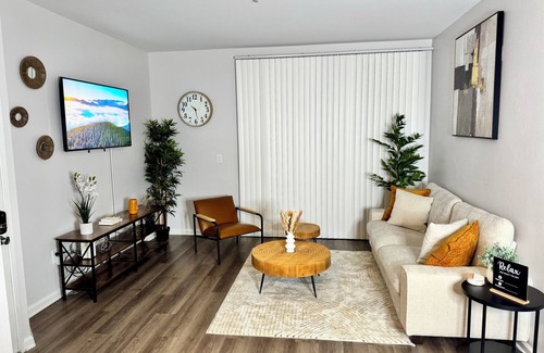 San Ramon Apartment | Modern 1-bedroom with WiFi, pool, fitness center, and comfort in San Ramon.