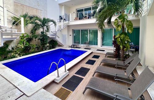 Centro - Supmza 001 Condo | Modern 1 BR + Pool. Heart of Downtown.