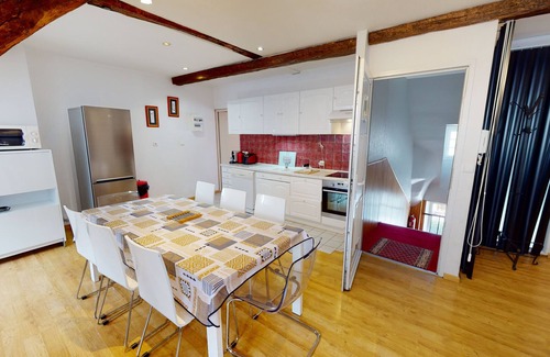 Bagneres-de-Luchon Apartment | Modern 100m² T3 duplex apartment - Allée Etigny