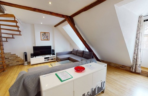 Bagneres-de-Luchon Apartment | Modern 100m² T3 duplex apartment - Allée Etigny