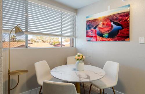 South Scottsdale Apartment | Modern 1B1B Escape with Free Parking