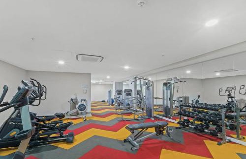 Sydney Olympic Park Apartment | Modern 1B1B with Free Pool&Gym