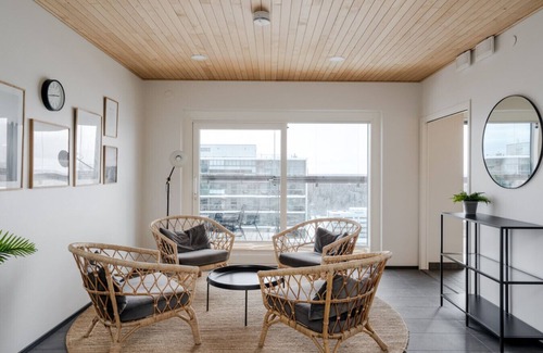 Pasila Apartment | Modern 1BR Apartment with Balcony at Tripla Pasila, 5 mins to Helsinki City Center