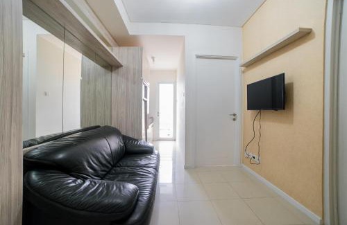 Hegarmanah Apartment | Modern 1BR Apartment Near Cihampelas at Parahyangan Residence By Travelio