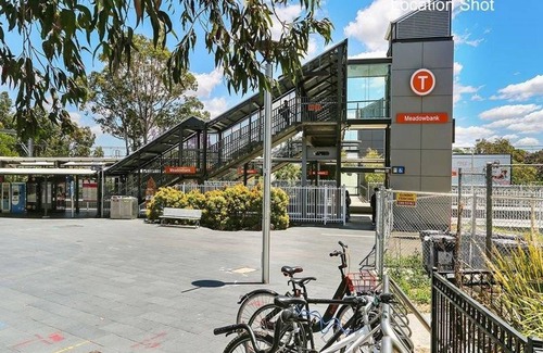 Meadowbank Apartment | Modern 1BR- Unbeatable Location - Steps to Train, Wharf & City Fun!