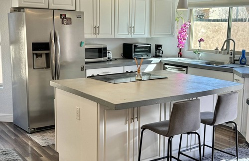 Tucson House | Modern 2 bed/2bath house off Orange Grove & I-10 with Alarm/Wifi/PETS welcome