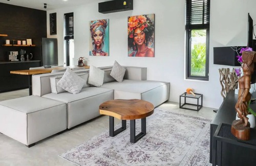 Bophut Villa | Modern 2-bedroom villa in Bophut, private pool, shaded sala, 10 minutes walk to Fisherman’s Village