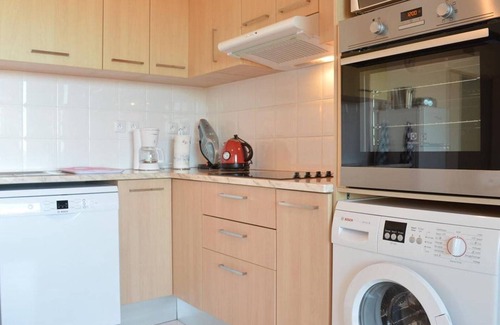 Banyuls-sur-Mer Apartment | Modern 2-bedroom apartment with terrace, parking and air conditioning in Banyuls-sur-Mer