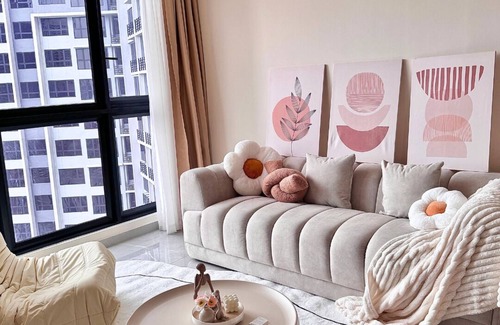 Golden Triangle Apartment | Modern 2-bedroom apartment with AC, Agile Bukit Bintang TRX
