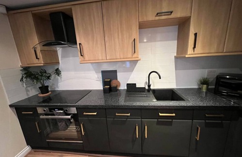 Belle Vue Apartment | Modern 2 Bedroom Aesthetic Apt