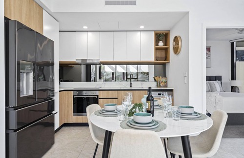 Broadbeach Apartment | Modern 2 Bedroom Apartment in Broadbeach - Q Stay (Gallery 206 - 2N - NB)