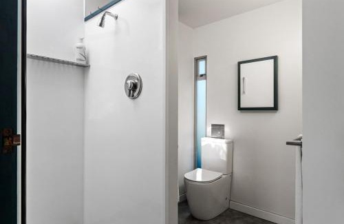 Gisborne Apartment | Modern 2-Bedroom Apartment 3km to CBD
