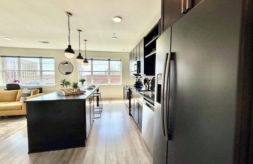 Deep Ellum Apartment | Modern 2-bedroom apartment with fitness room and AC in Deep Ellum Dallas