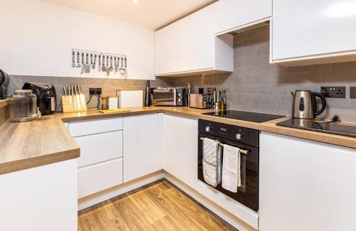 Montrose Apartment | Modern 2 bedroom Flat in Montrose