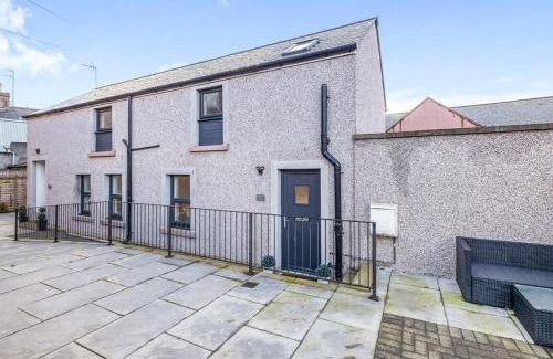 Montrose Apartment | Modern 2 bedroom Flat in Montrose