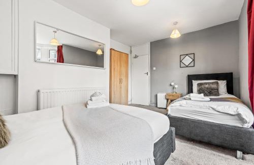 Newport Apartment | Modern 2-Bedroom Flat in Newport near City Centre