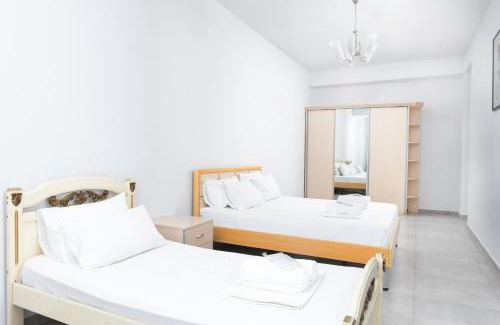Kentron Apartment | Modern 2-Bedroom Stay in Central Yerevan