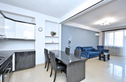 Kentron Apartment | Modern 2 Bedrooms Apartment In The Heart Of Yerevan, Aram Street