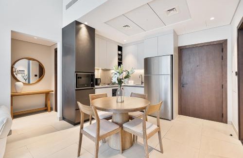 Al Barsha Apartment | Modern 2 BR Apartment near Dubai Butterfly Garden