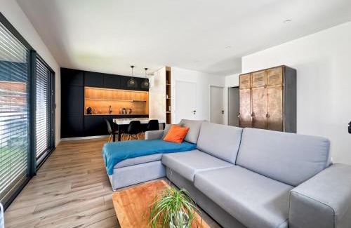 Saint-Didier-de-Formans Apartment | Modern 2 bedroom house, sleeps up to 6