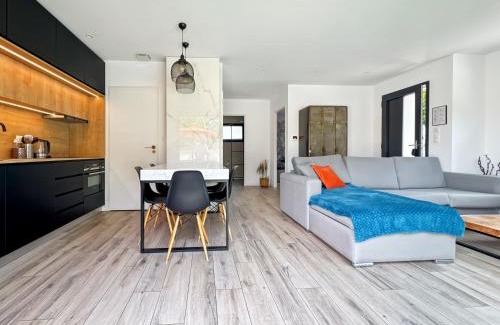 Saint-Didier-de-Formans Apartment | Modern 2 bedroom house, sleeps up to 6