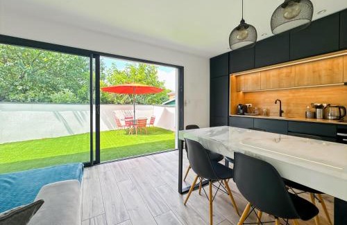 Saint-Didier-de-Formans Apartment | Modern 2 bedroom house, sleeps up to 6
